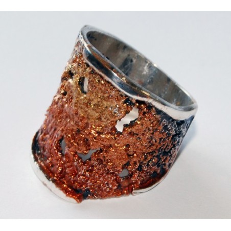 Bague émail moderniste