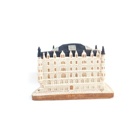 Casa Botines (León) Gaudí