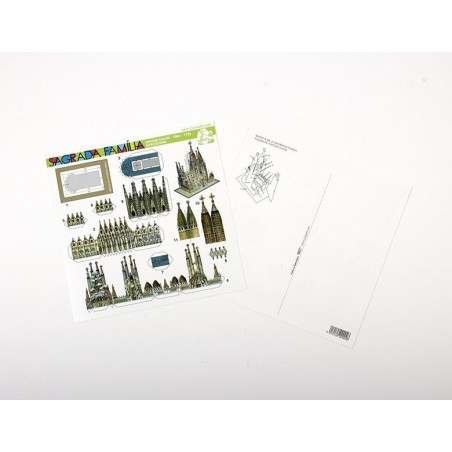 Postal Recortable Sagrada Familia
