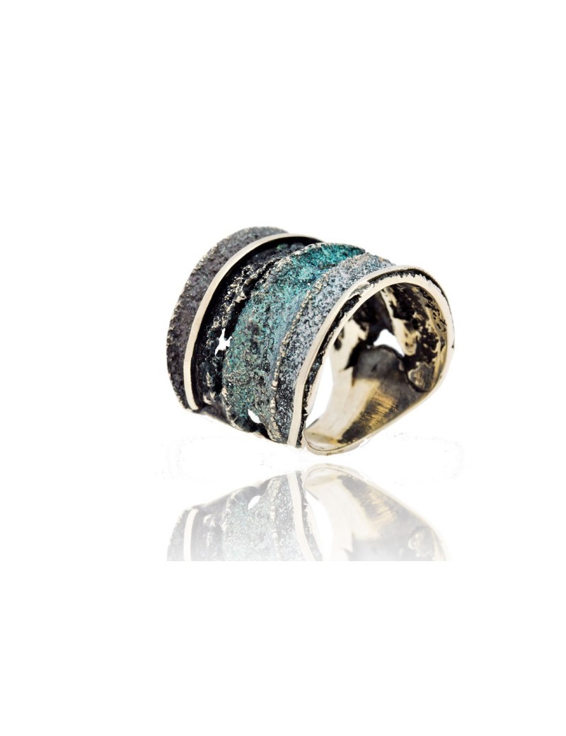 Sinera striped ring