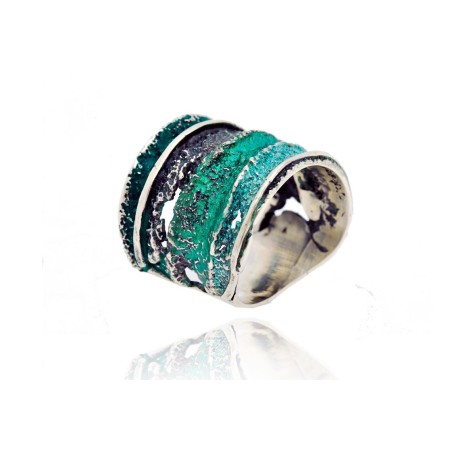 Sinera striped ring