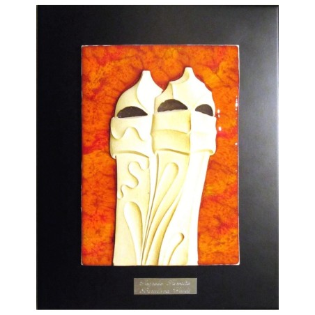 Bajorrelieve chimeneas La Pedrera