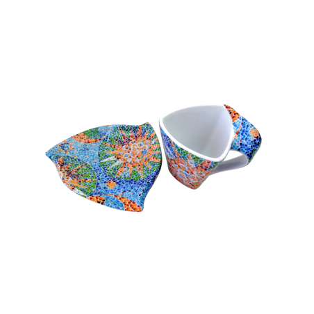 Taza triangular de café con plato - Soles