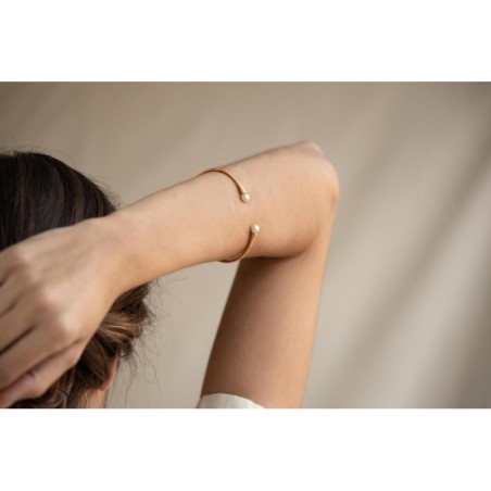Pulsera dorada perla Barcelona