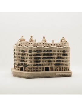 Casa Milà - La Pedrera de Alabastro Gaudí
