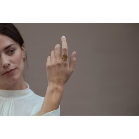 golden-ring-hexagonal-gaudi